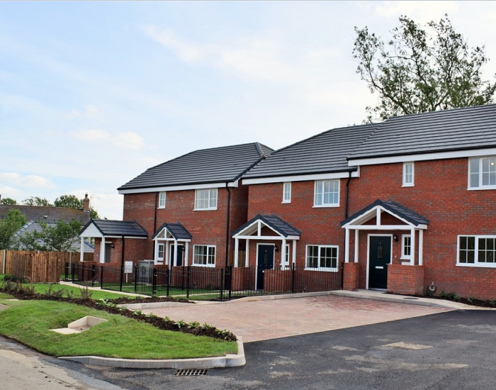 4 Units, Westbury-on-Severn