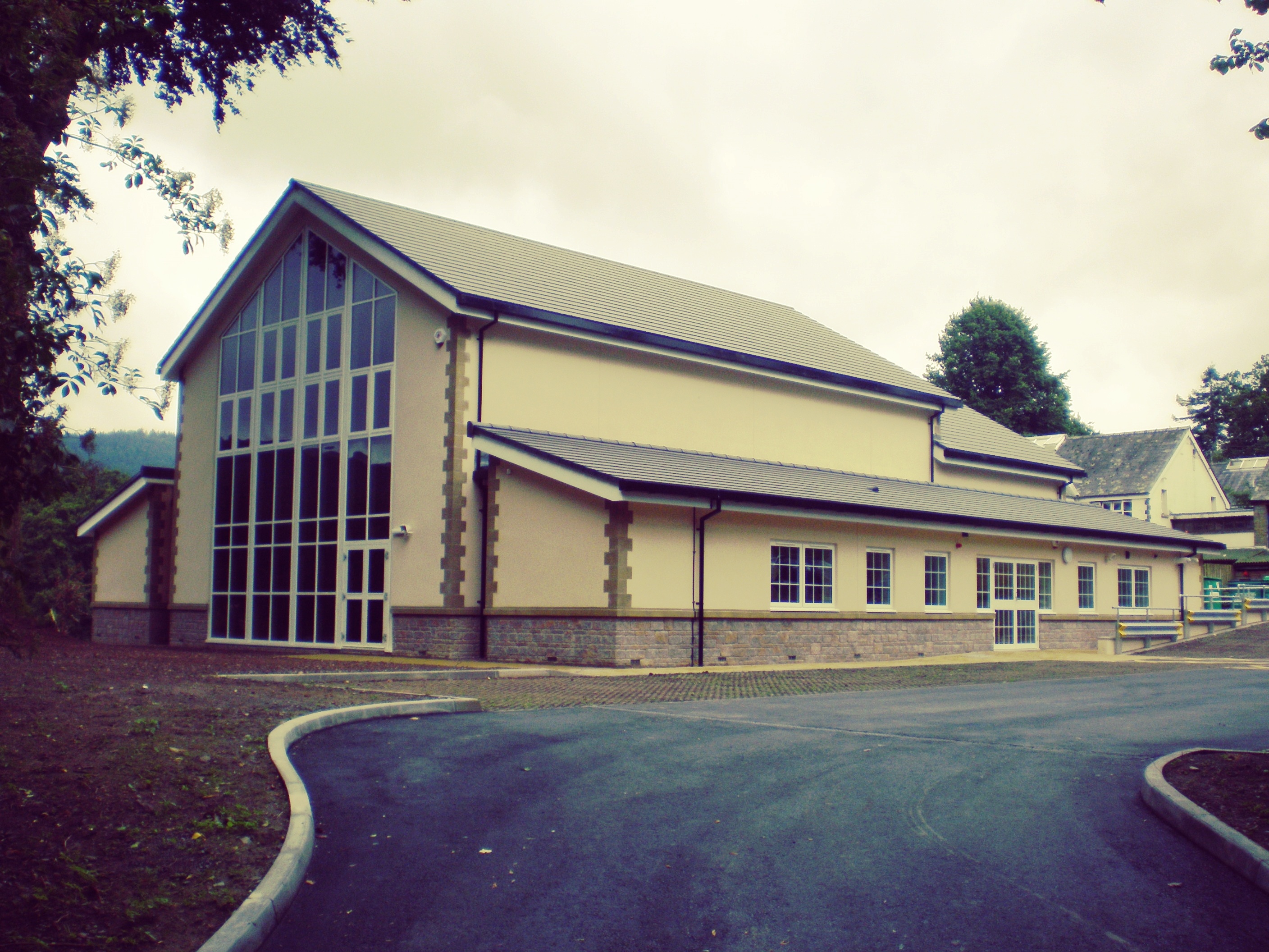 Womaston School