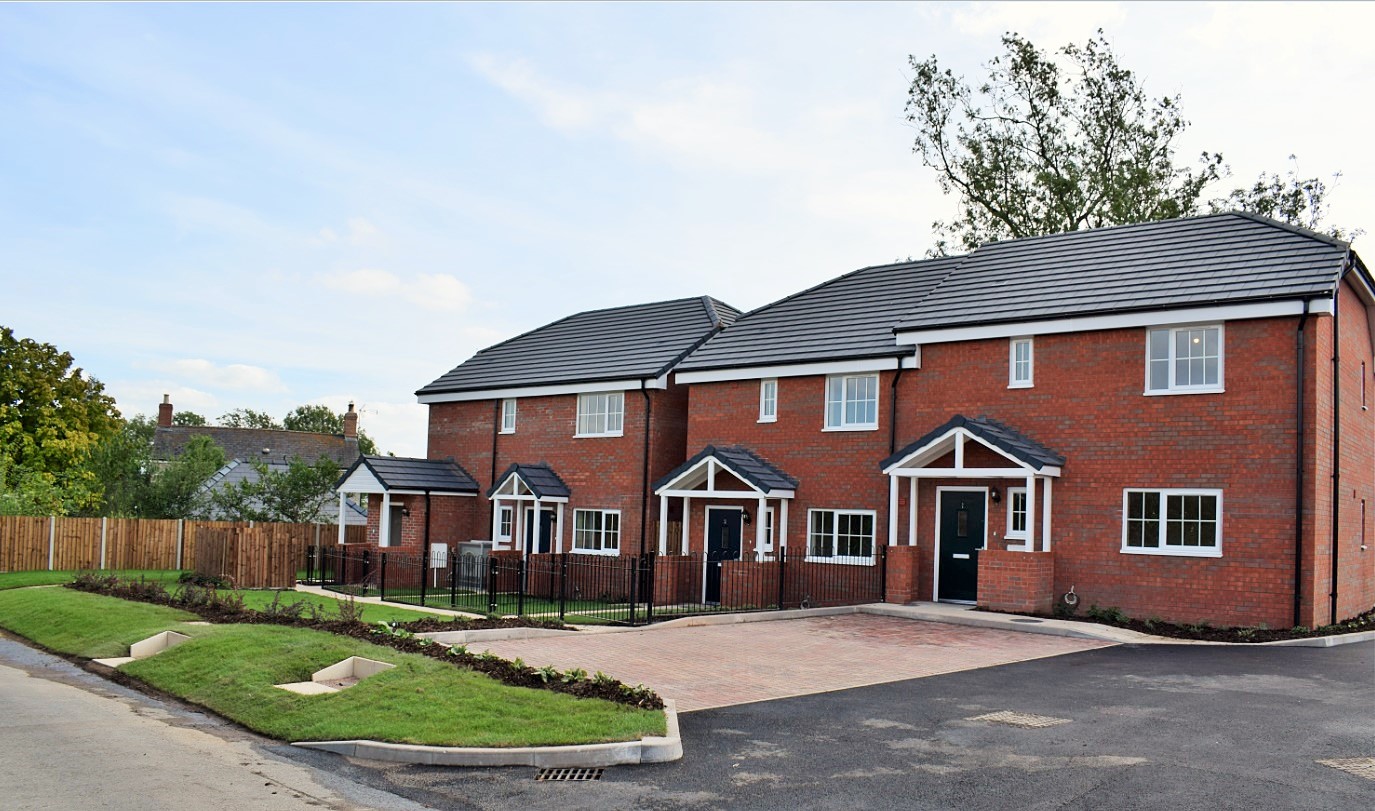 4 Units, Westbury-on-Severn